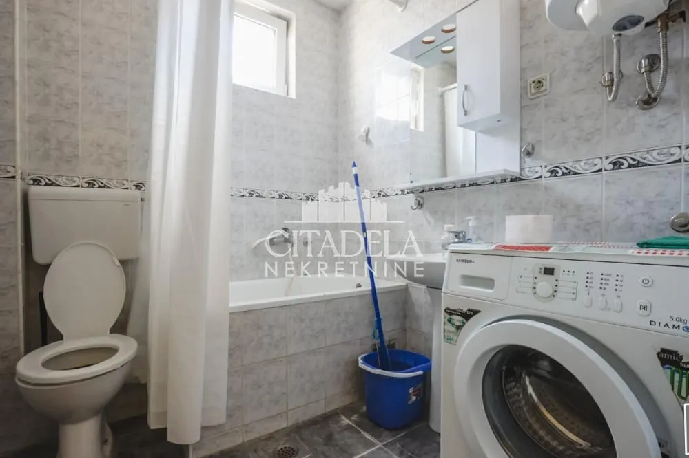 Sale, two bedroom apartment, 84m², Altina, Beograd