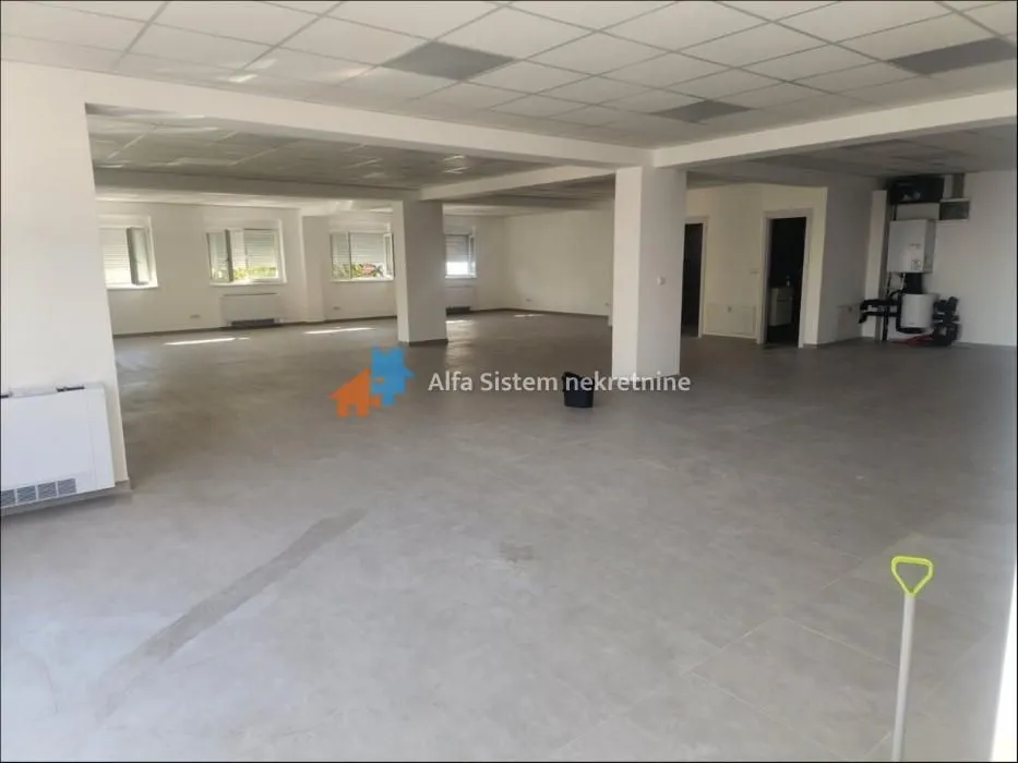 Rent, office space, 600m², Altina, Beograd