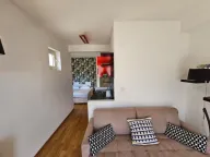 Rent, two bedroom apartment, 75m², Gospoština, Budva - image 9
