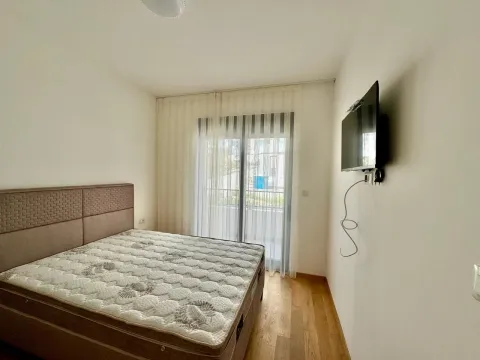 Prodaja, jednosoban stan, 47m², Bečići, Budva - image 1