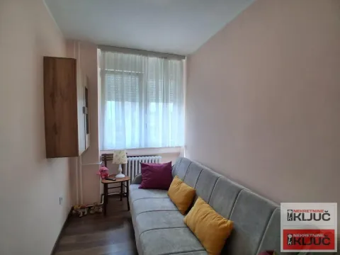 Prodaja, trosoban stan, 76m², Socijalno, Novi Sad Sve Podlokacije - image 11