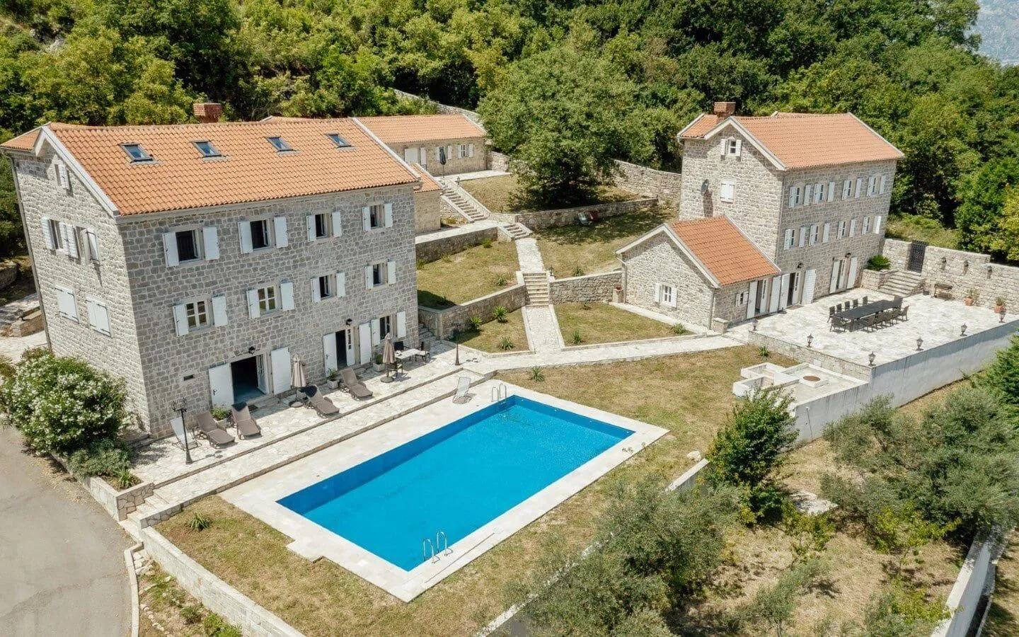 Sale, house, 800m², Prčanj, Kotor