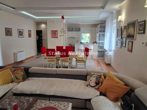 Izdavanje, kuća, 200m², Sremska Kamenica, Petrovaradin - image 10