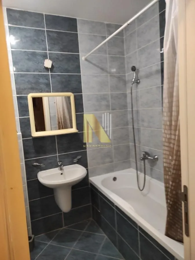 Izdavanje, jednosoban stan, 35m², Rotkvarija, Novi Sad Sve Podlokacije