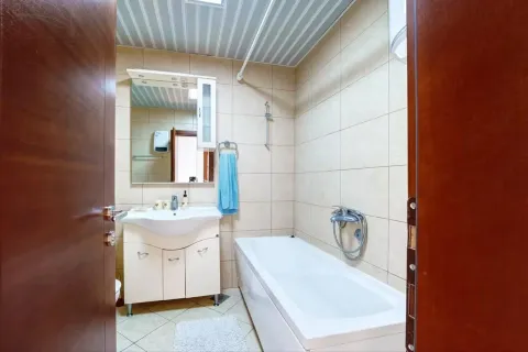 Prodaja, trosoban stan, 104m², Centar, Bar - image 10