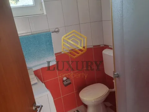 Izdavanje, jednosoban stan, 40m², Zelenika, Podgorica - image 5