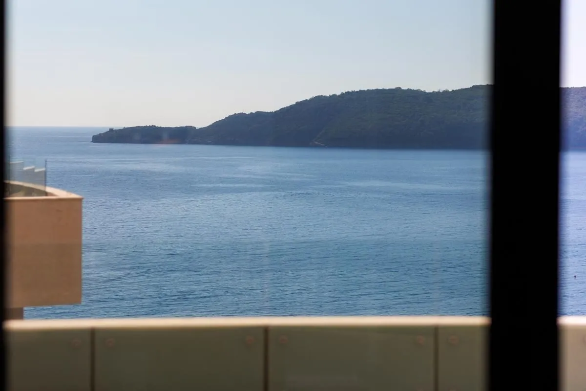 Sale, one bedroom apartment, 49m², Bečići, Budva