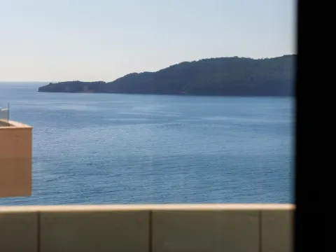 Sale, one bedroom apartment, 49m², Bečići, Budva - image 24