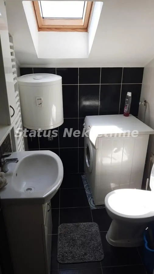 Izdavanje, dvosoban stan, 45m², Adamovićevo Naselje, Novi Sad Sve Podlokacije