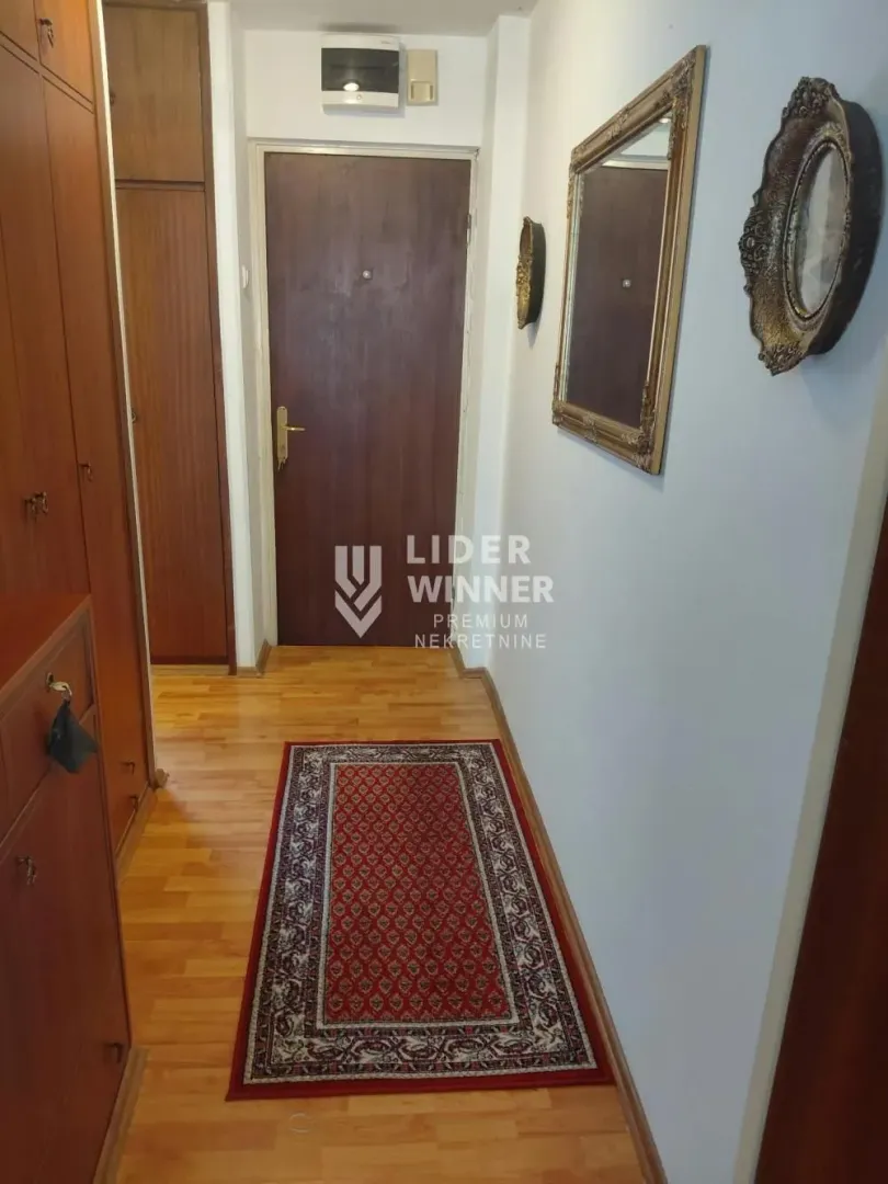 Prodaja, trosoban stan, 79m², Novi Beograd Blok 29, Novi Beograd Sve Podlokacije