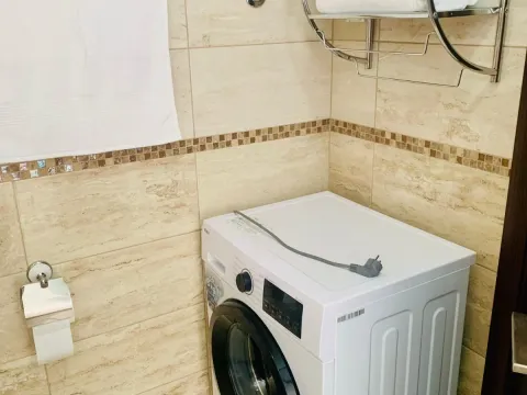 Prodaja, jednosoban stan, 40m², Centar, Ulcinj - image 9