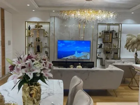 Prodaja, četvorosoban stan, 175m², Savski Venac, Beograd - image 2