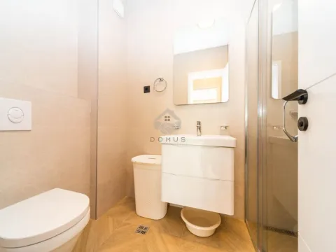 Izdavanje, dvosoban stan, 65m², Zabjelo, Podgorica - image 13