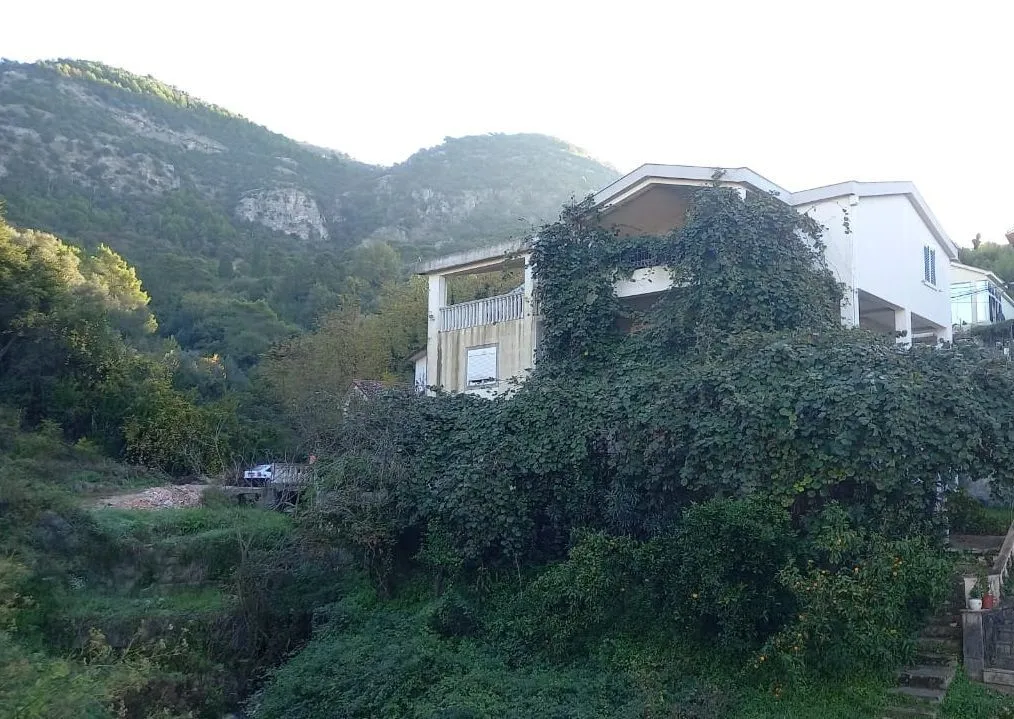 Prodaja, kuća, 292m², Mažina, Tivat
