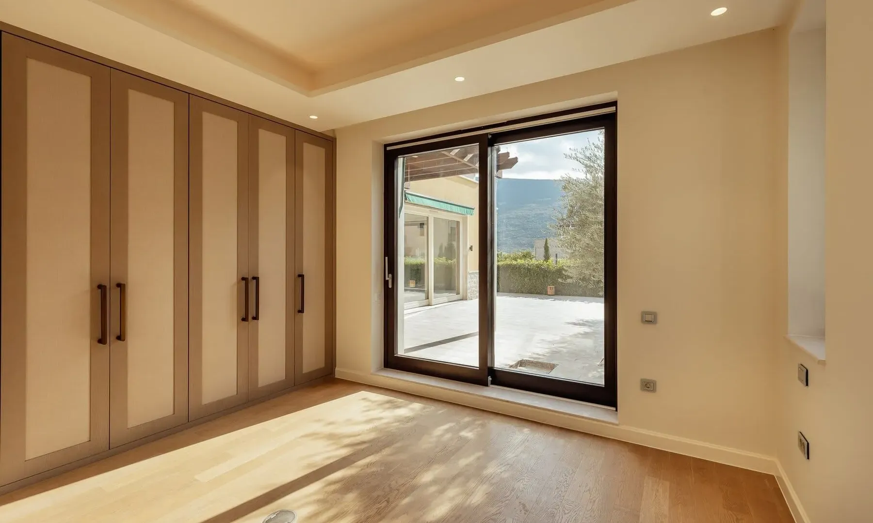 Prodaja, kuća, 287m², Portonovi, Herceg Novi