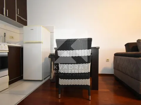 Rent, studio apartment, 24m², Stari Aerodrom, Podgorica - image 4