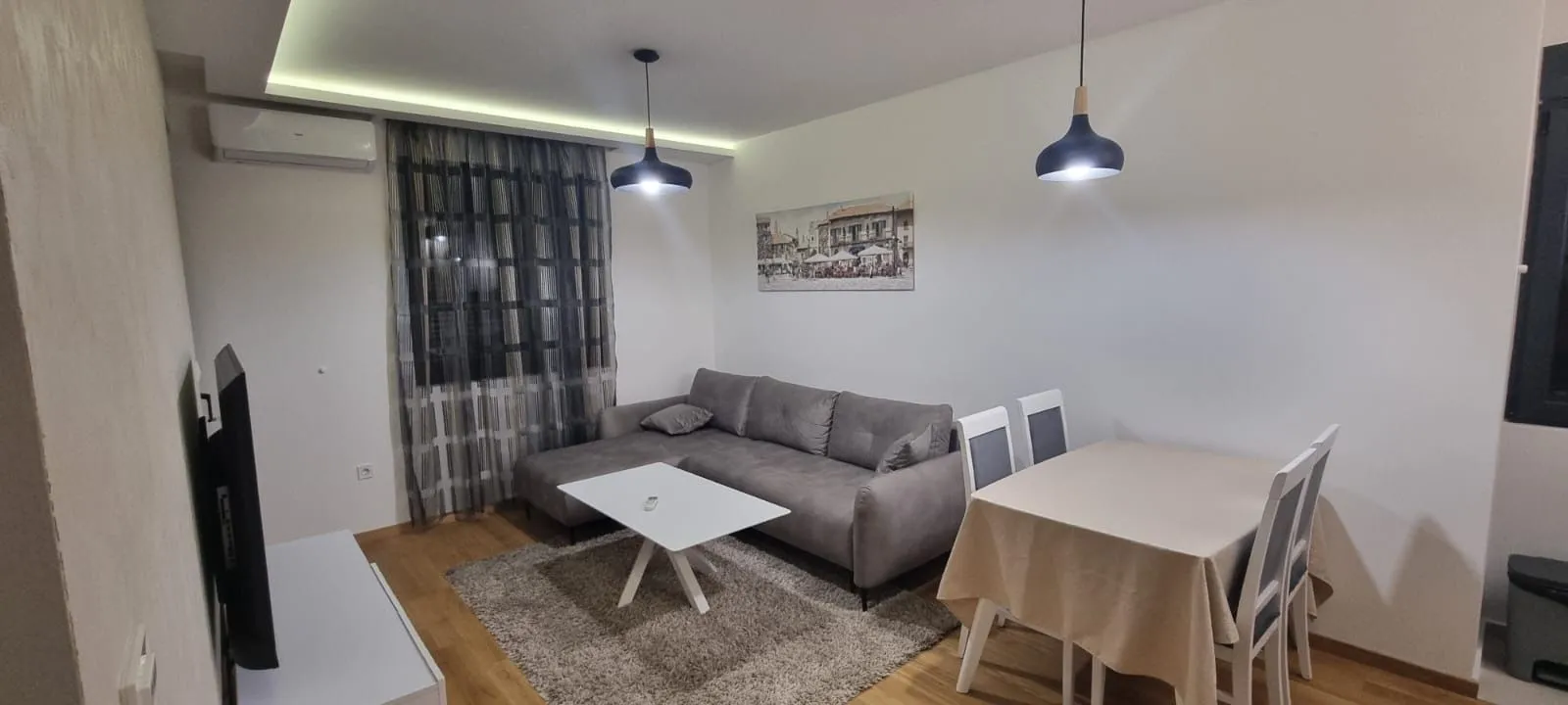 Izdavanje, dvosoban stan, 60m², New City, Podgorica
