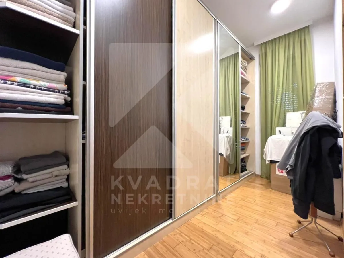 Prodaja, trosoban stan, 141m², Preko Morače, Podgorica