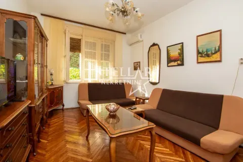 Rent, studio apartment, 25m², Gorica C, Podgorica - image 2