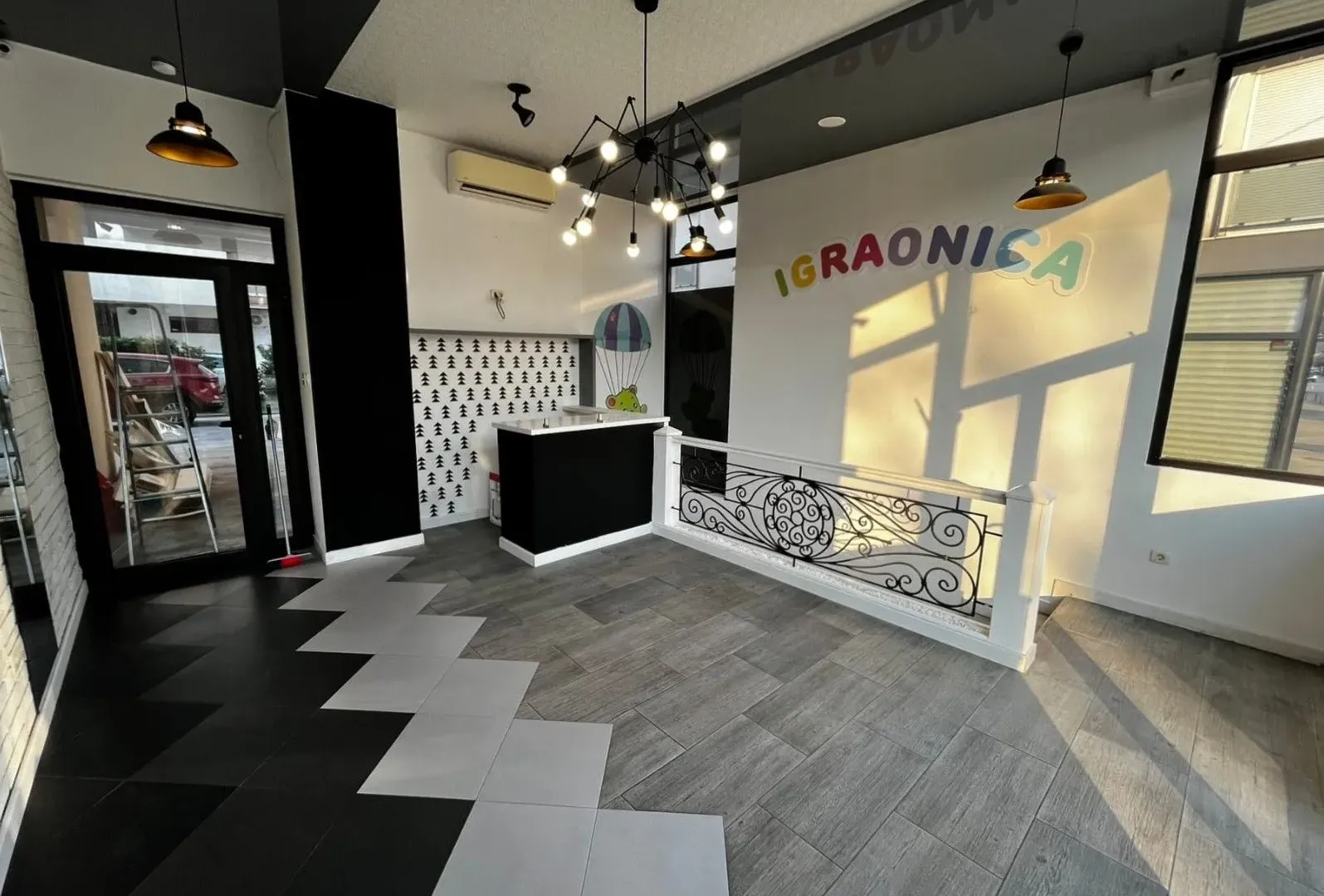Rent, office space, 92m², Nova Dalmatinska, Podgorica