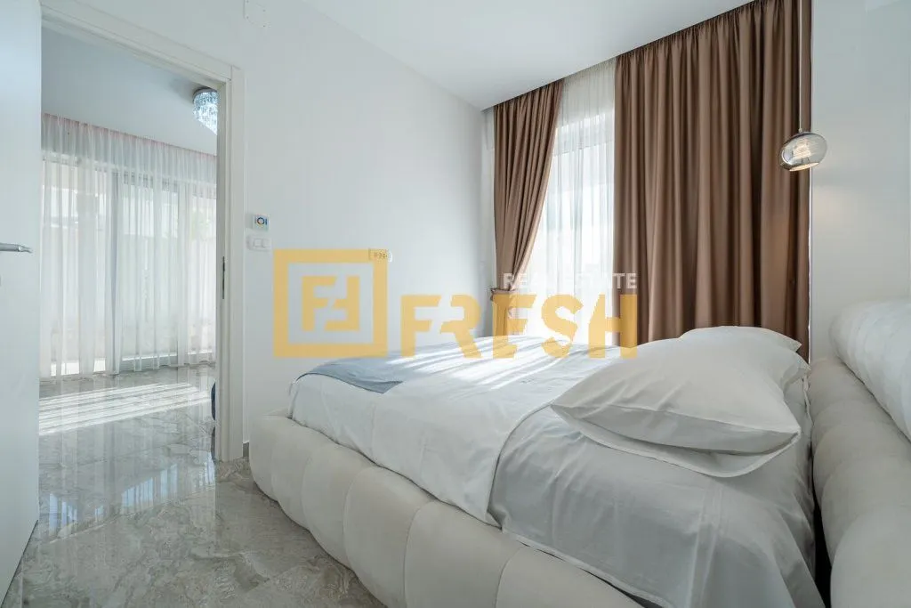 Sale, one bedroom apartment, 136m², Rafailovići, Budva