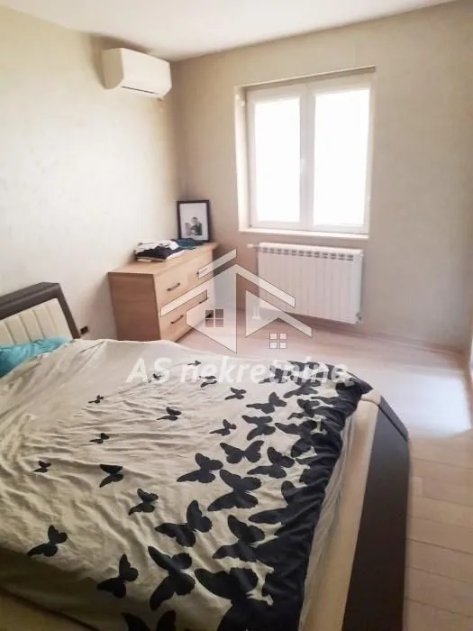 Izdavanje, stan, 160m², Filmski Grad, Beograd