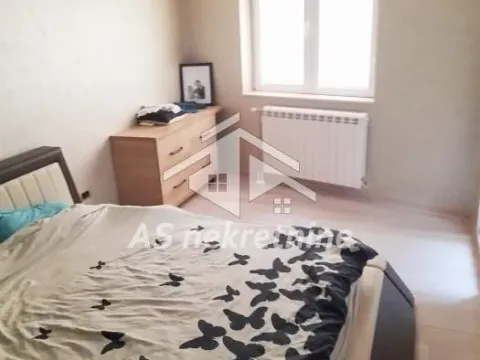 Izdavanje, stan, 160m², Filmski Grad, Beograd - image 13