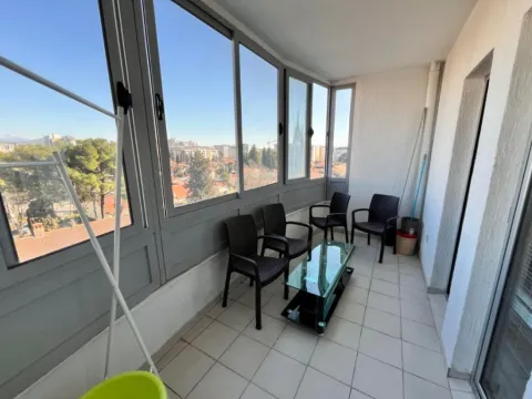 Rent, two bedroom apartment, 65m², Pobrežje, Podgorica - image 6