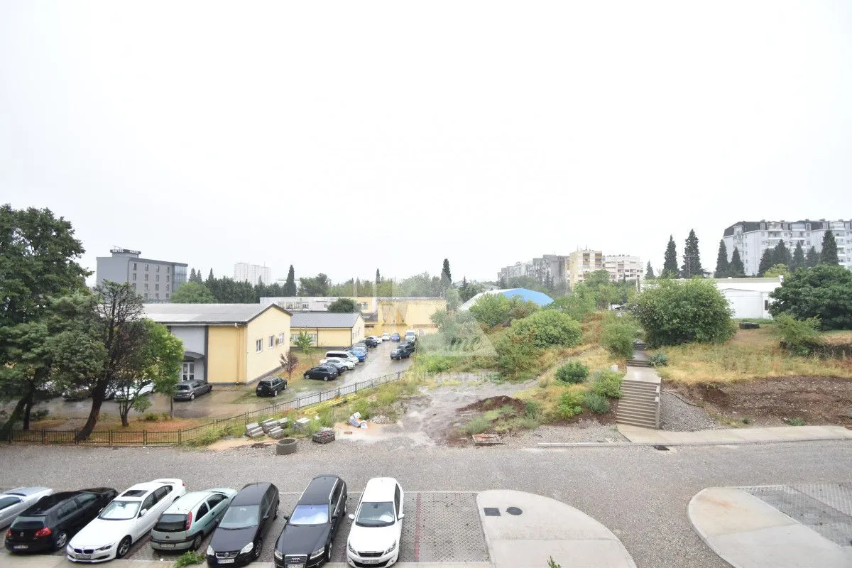 Rent, office space, 49m², Ljubović, Podgorica