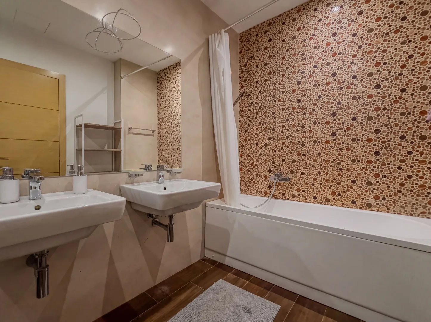 Prodaja, dvosoban stan, 77m², Centar, Budva