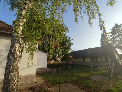 Prodaja, kuća, 153m², Šupljak, Subotica - image 36