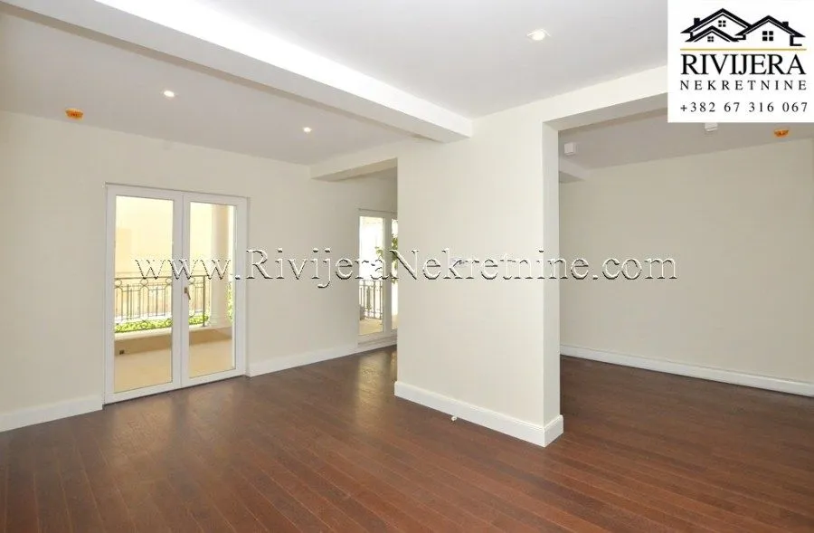 Prodaja, trosoban stan, 165m², Đenovići, Herceg Novi