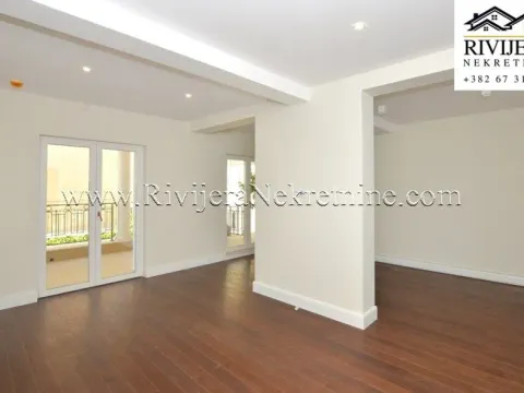 Prodaja, trosoban stan, 165m², Đenovići, Herceg Novi - image 5