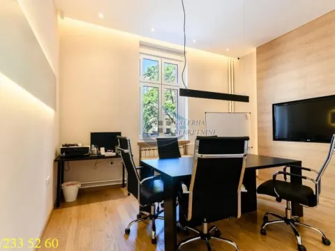 Izdavanje, poslovni prostor, 21m², Stari Grad, Beograd - image 7