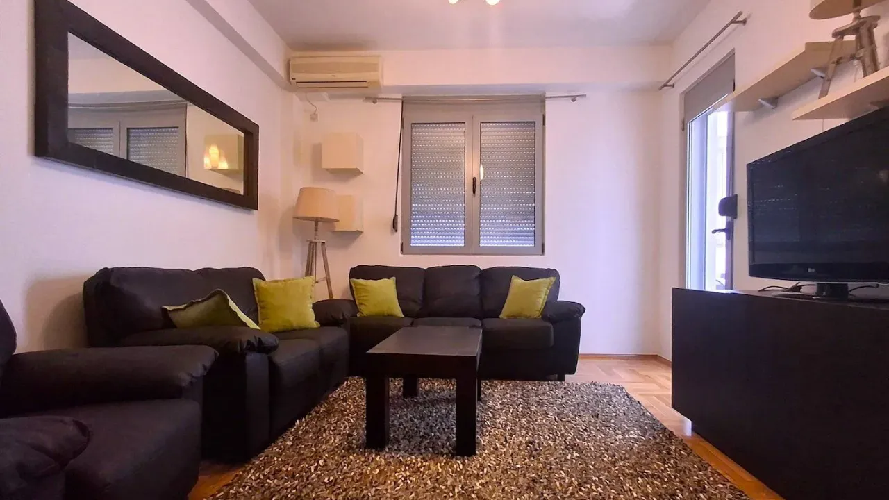 Izdavanje, stan, 60m², Stari Aerodrom, Podgorica