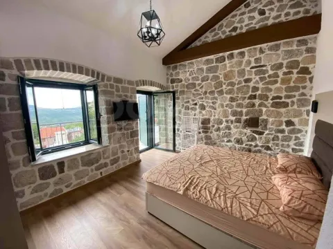 Rent, house, 80m², Tivat, Crna Gora - image 14