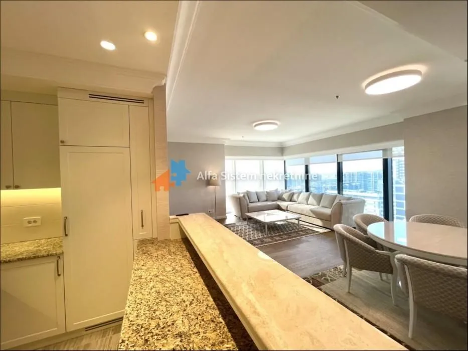 Izdavanje, četvorosoban stan, 123m², Novi Beograd Blok 65, Novi Beograd Sve Podlokacije