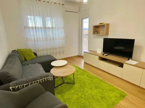 Rent, one bedroom apartment, 45m², New City, Podgorica - image 7