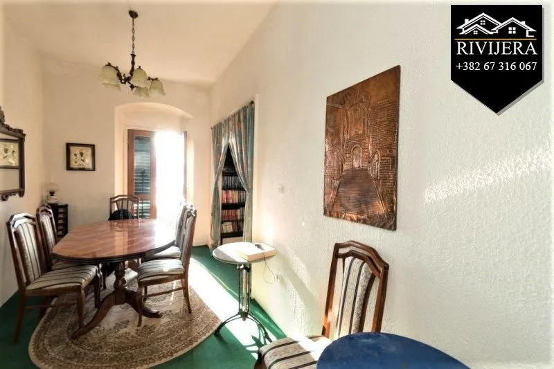 Prodaja, kuća, 280m², Centar, Herceg Novi
