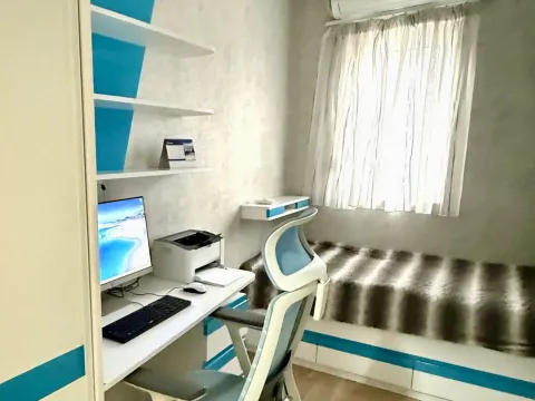 Prodaja, trosoban stan, 72m², City Kvart, Podgorica - image 9