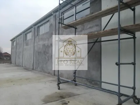 Izdavanje, poslovni prostor, 200m², Zemun Ugrinovci, Zemun Sve Podlokacije - image 4