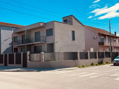 Izdavanje, stan, 40m², Stari Aerodrom, Podgorica - image 2