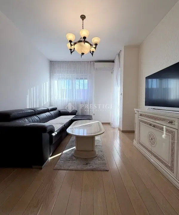 Rent, one bedroom apartment, 48m², City Kvart, Podgorica