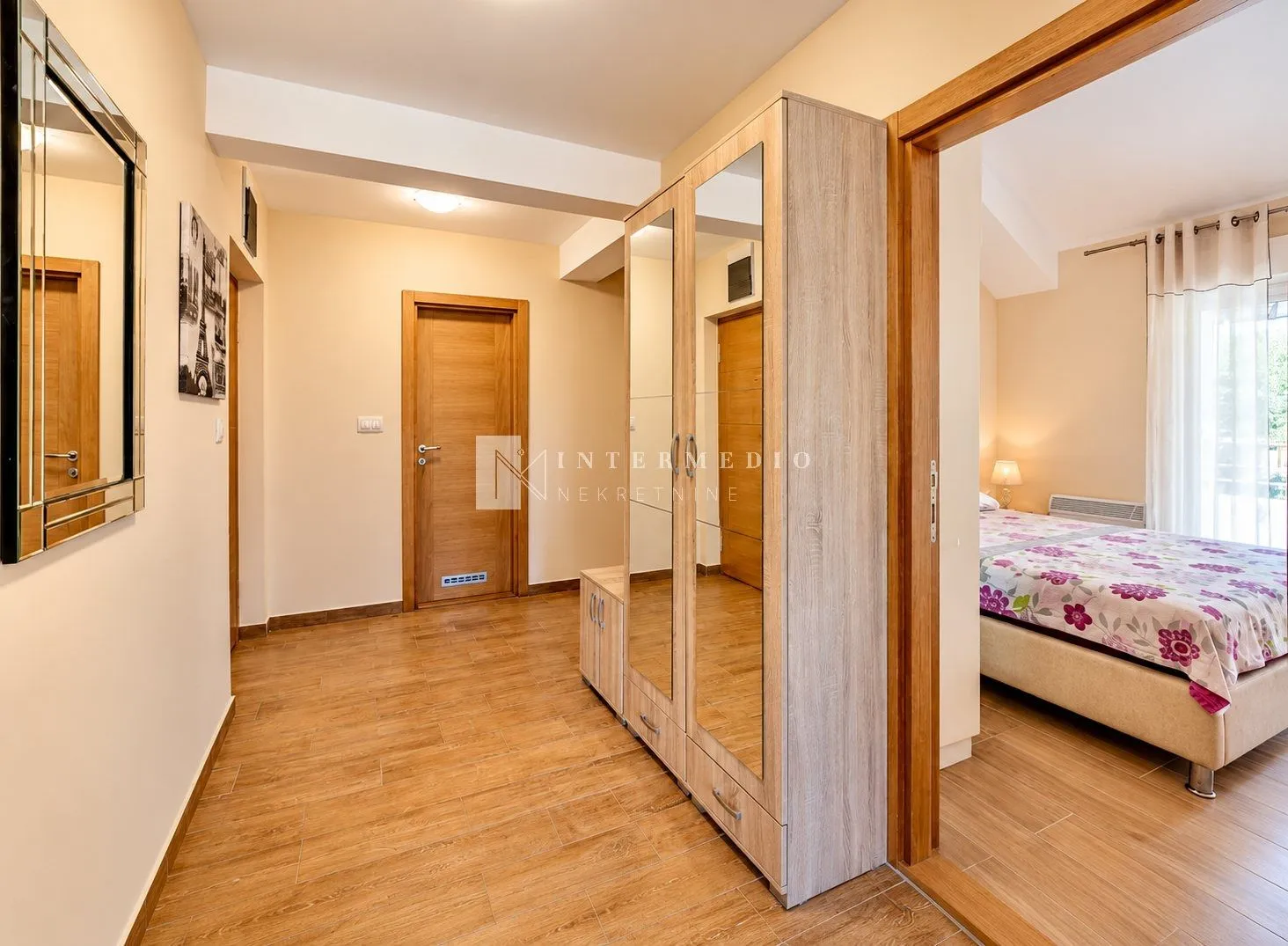 Prodaja, dvosoban stan, 80m², Đenovići, Herceg Novi