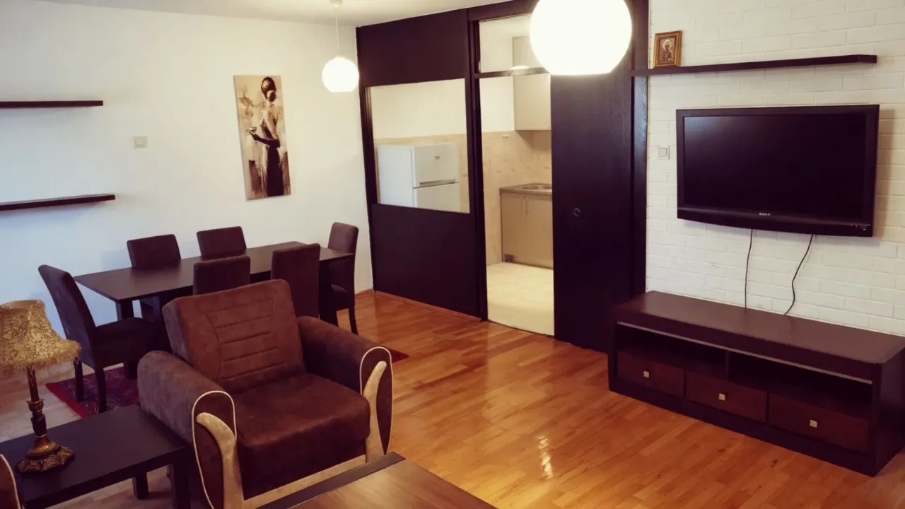 Rent, one bedroom apartment, 59m², Blok 5, Podgorica
