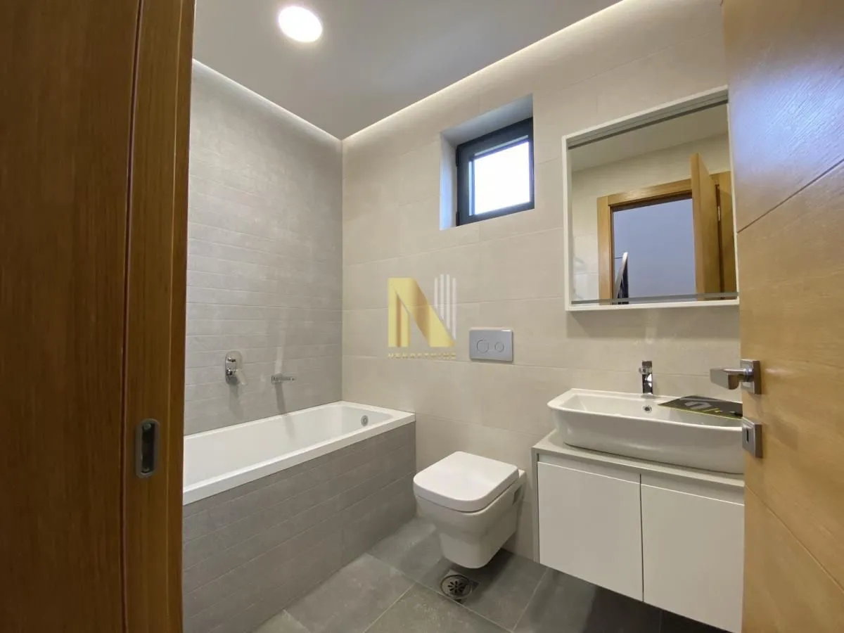 Rent, office space, 181m², Sremska Kamenica, Petrovaradin