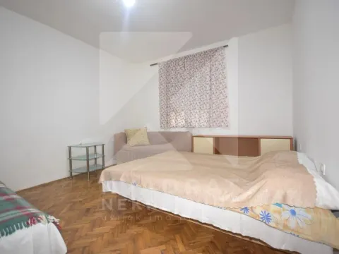 Izdavanje, dvosoban stan, 80m², Stari Aerodrom, Podgorica - image 4