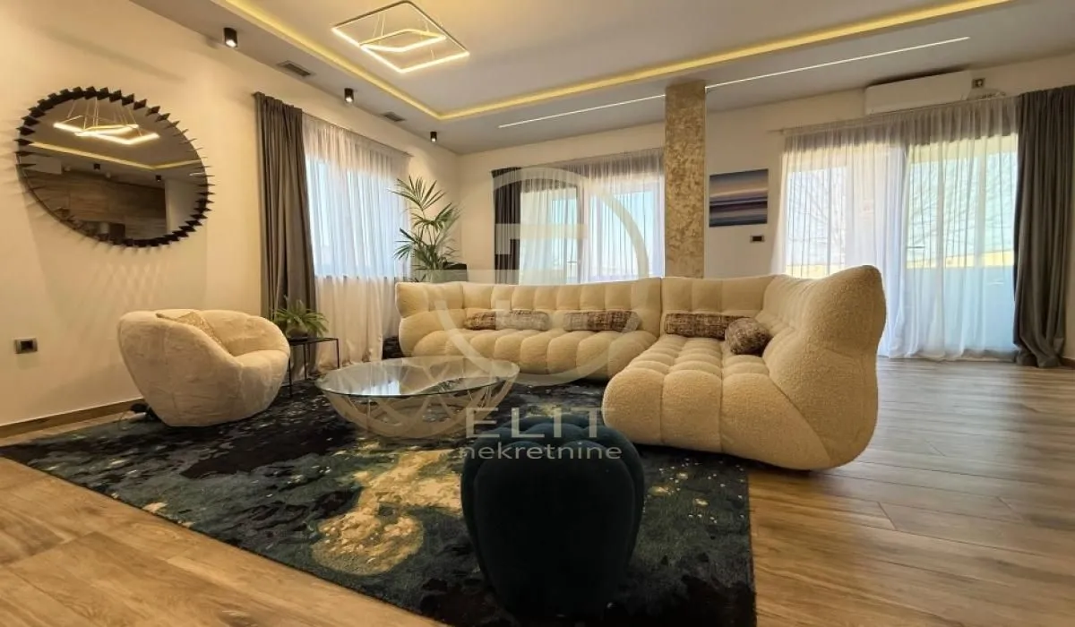 Prodaja, kuća, 165m², Petrovaradin, Novi Sad