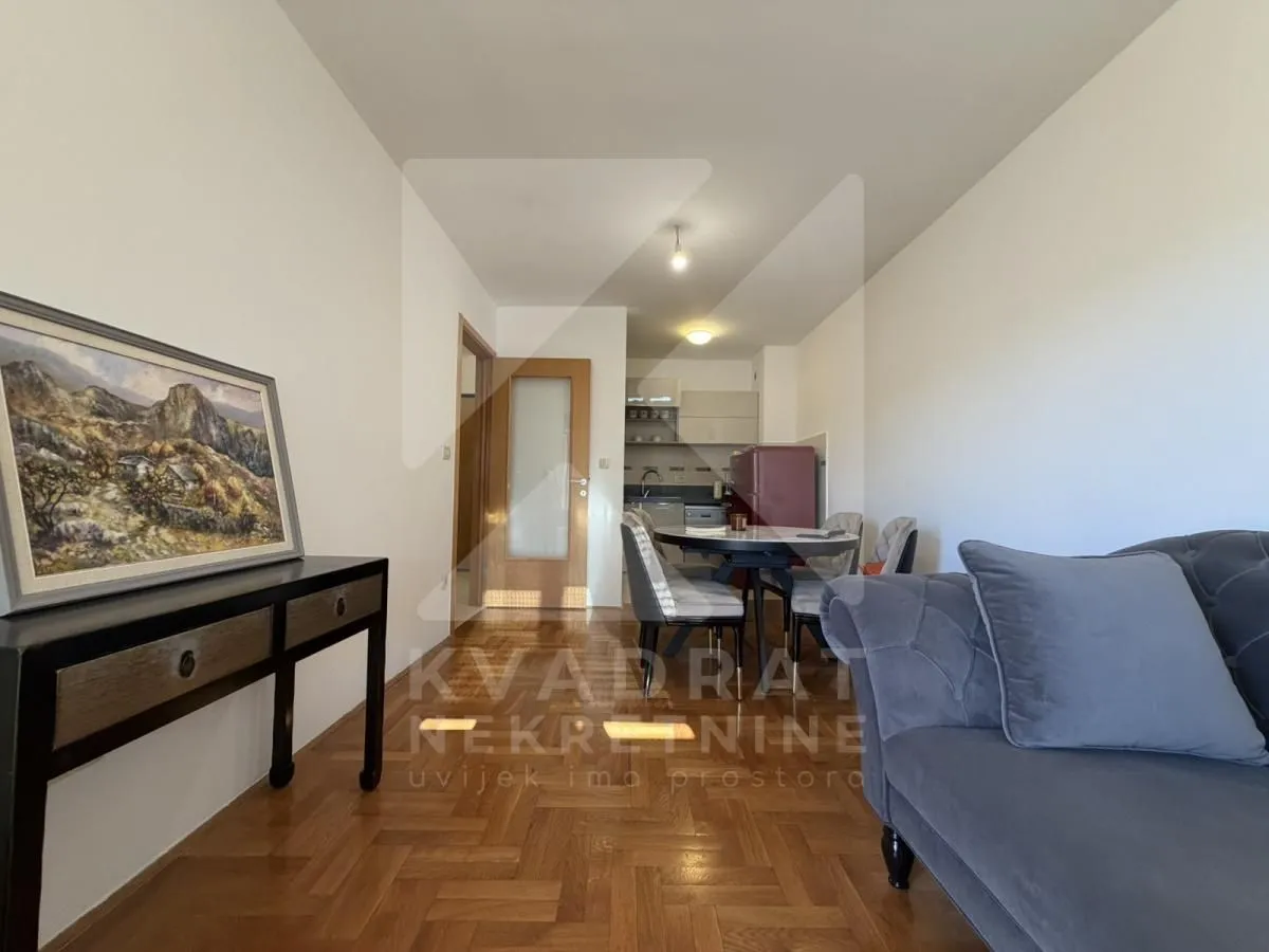 Prodaja, jednosoban stan, 39m², Stari Aerodrom, Podgorica