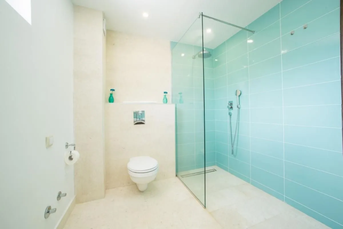 Sale, house, 240m², Stoliv, Kotor